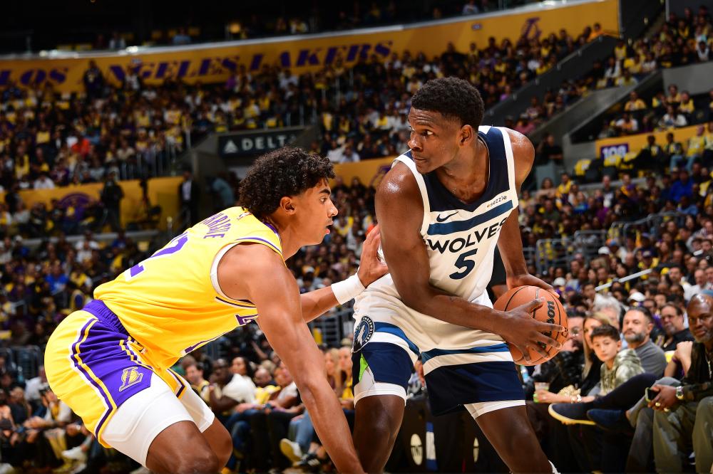 中展现了 中展现了