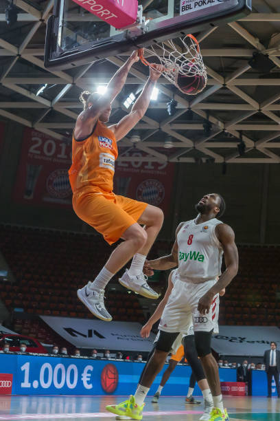 叉戟到攻守 叉戟到攻守