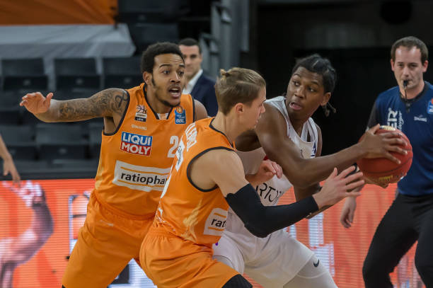 更是吸引了 更是吸引了