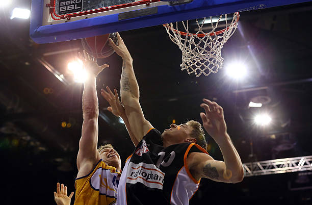 奏并制造进 奏并制造进